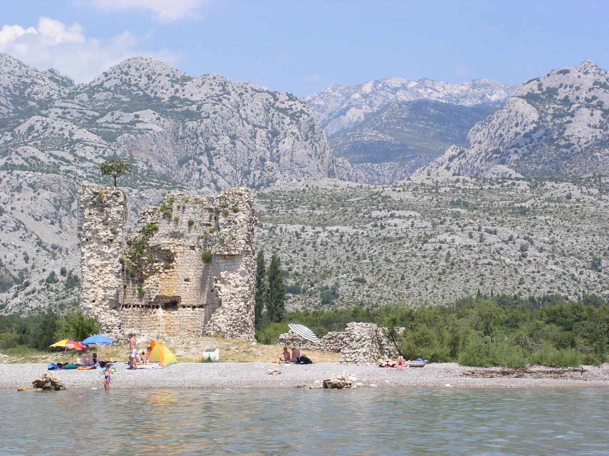 Apartments Paklenica Starigrad Paklenica Exterior foto