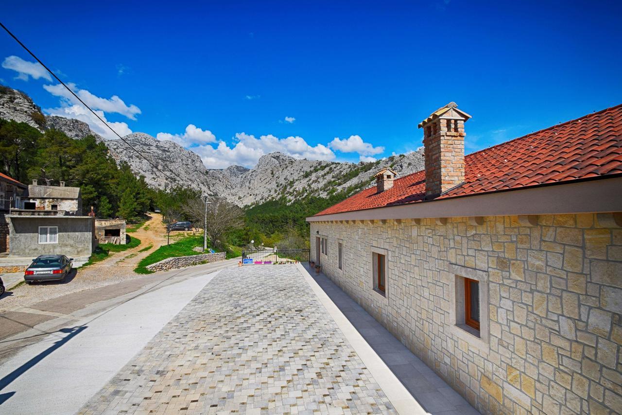 Apartments Paklenica Starigrad Paklenica Exterior foto